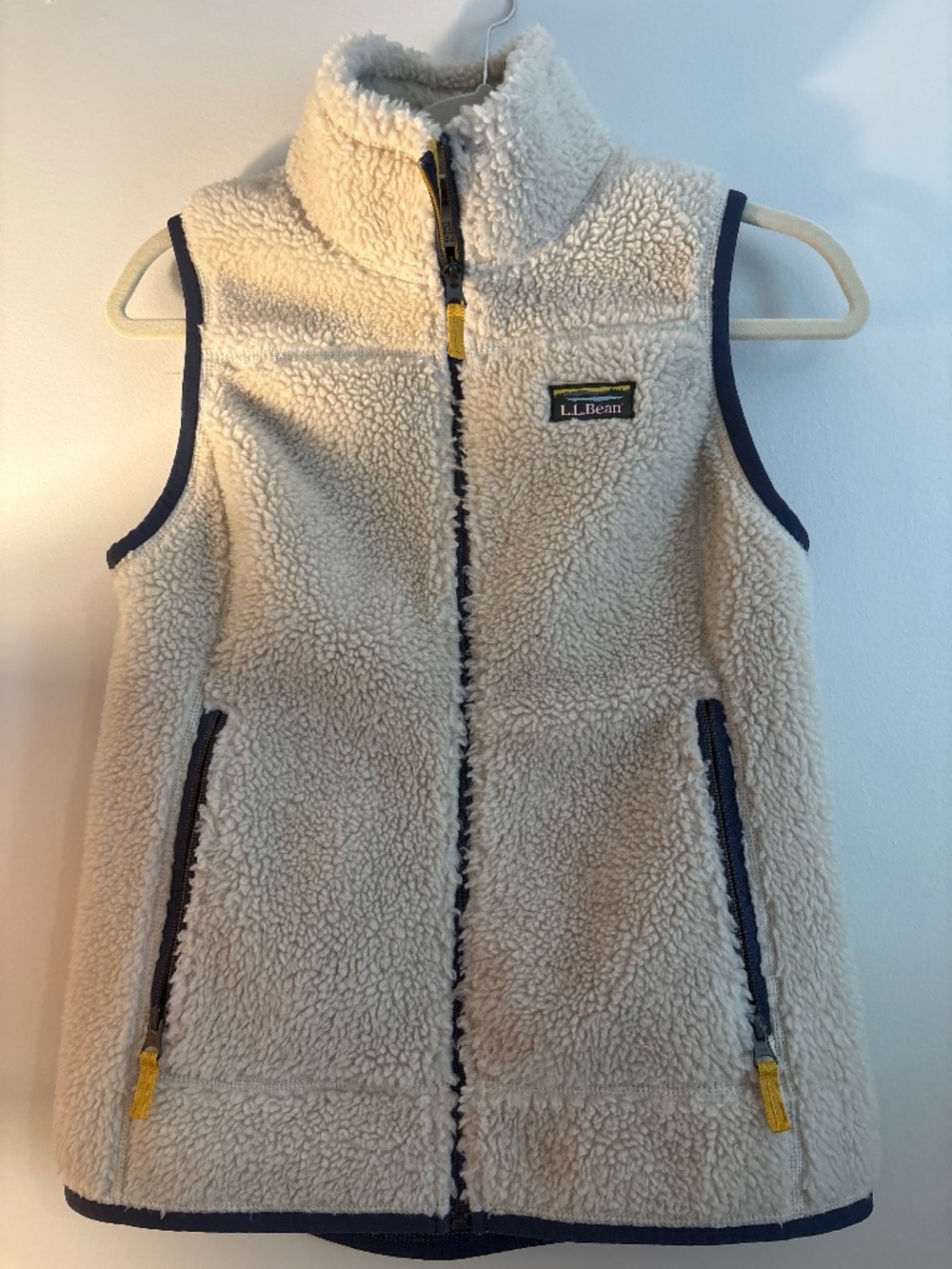 LL bean women’s xs off white fur vest